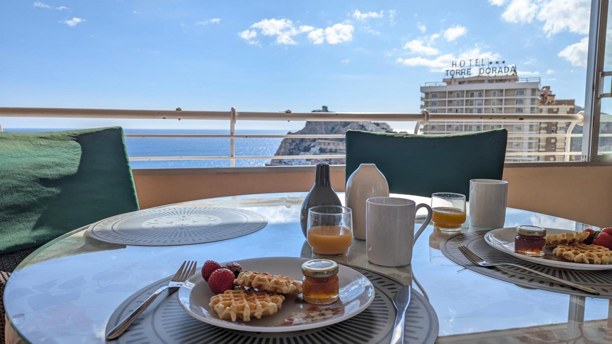 Coblanca Blue Sky Apartment بينايدورم المظهر الخارجي الصورة