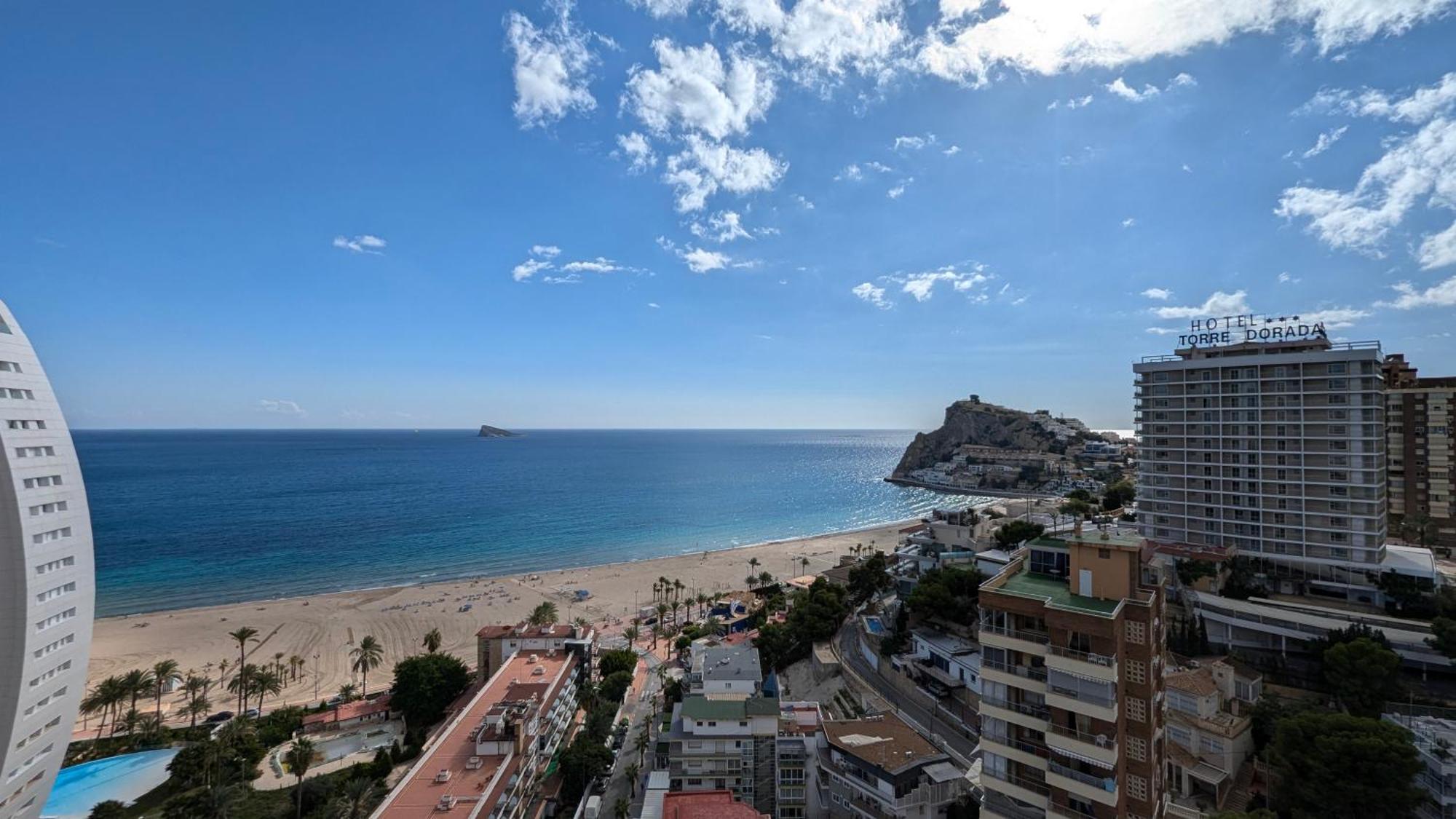 Coblanca Blue Sky Apartment بينايدورم المظهر الخارجي الصورة